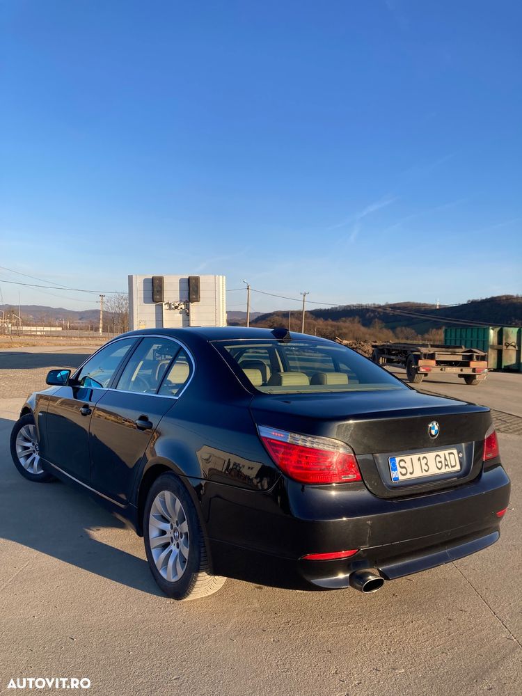 BMW Seria 5 520d - 5