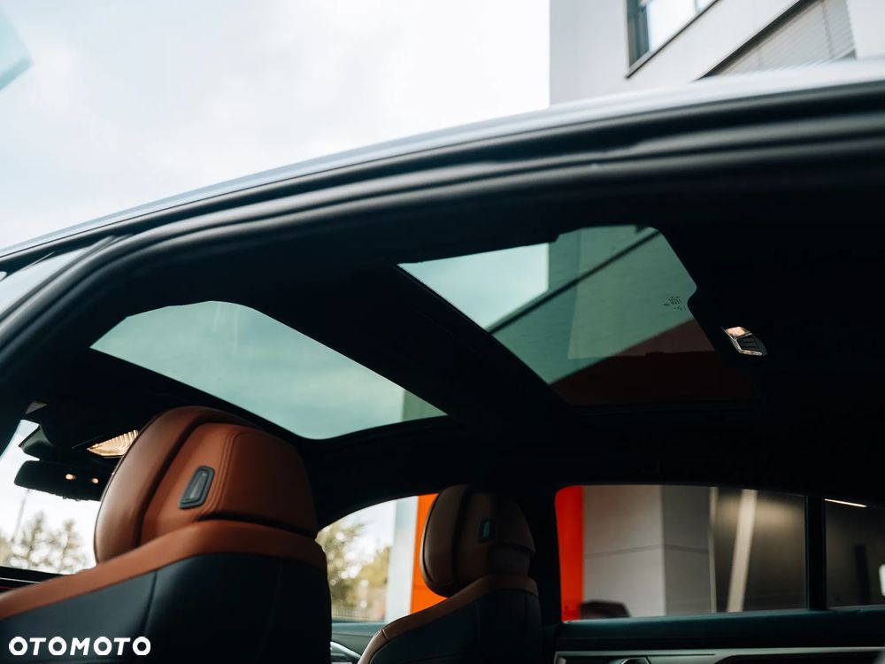 BMW Seria 8 M850i xDrive Gran Coupe - 12