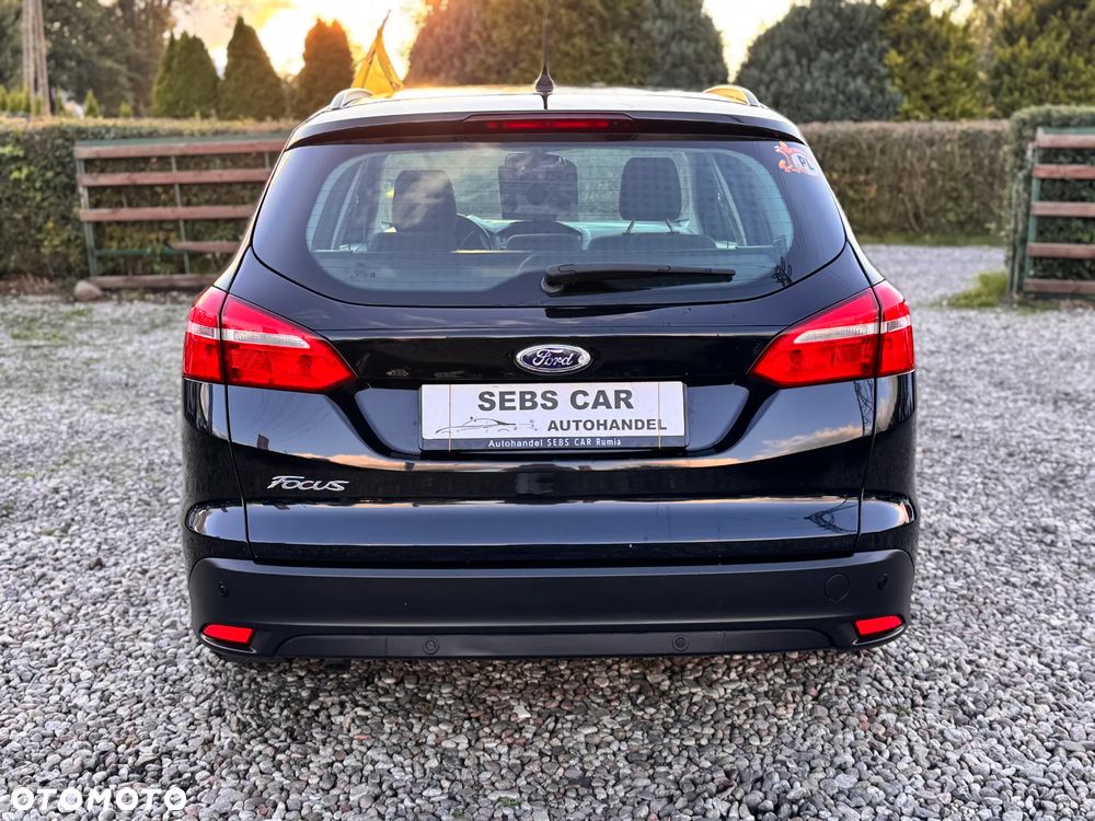 Ford Focus 1.5 TDCi Trend - 6