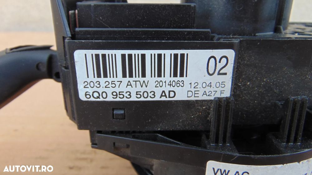 Manete stergator cu semnalizare si banda volan Vw Polo 9N an 2001-2007 cod 6Q0953503AD - 3