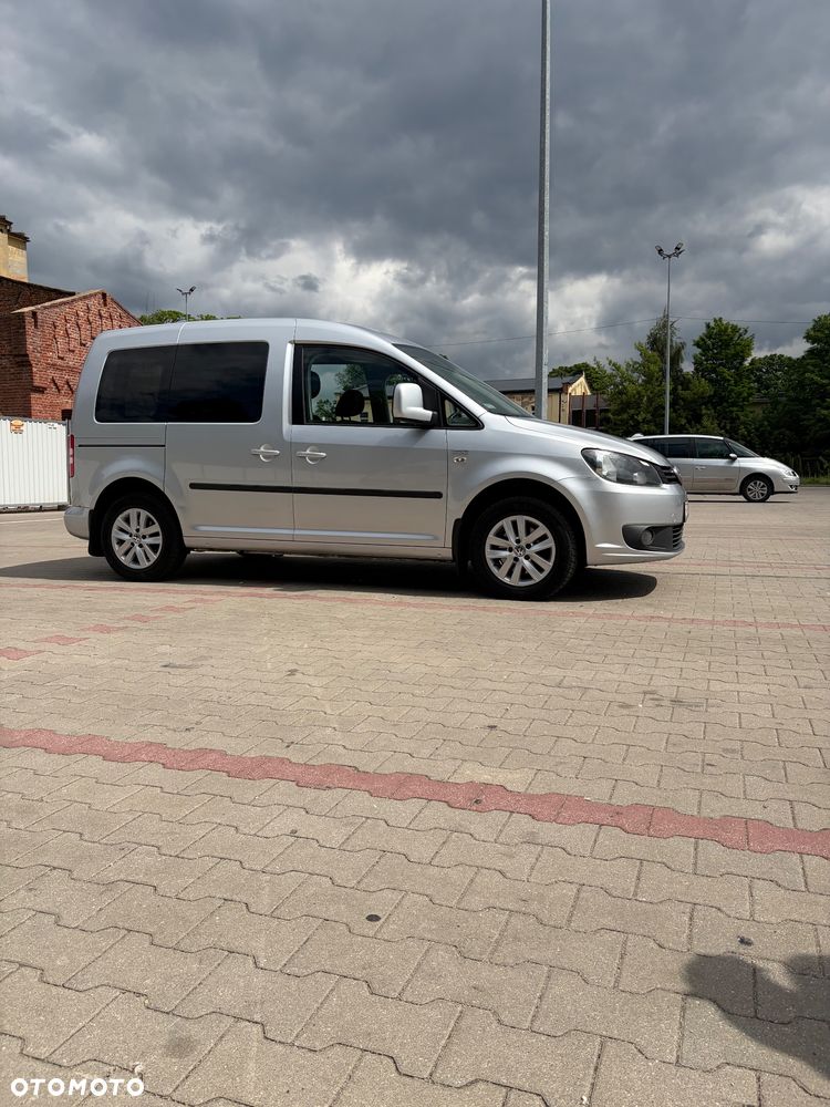 Volkswagen Caddy Comfortline - 5