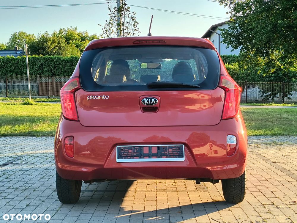 Kia Picanto 1.0 L - 4