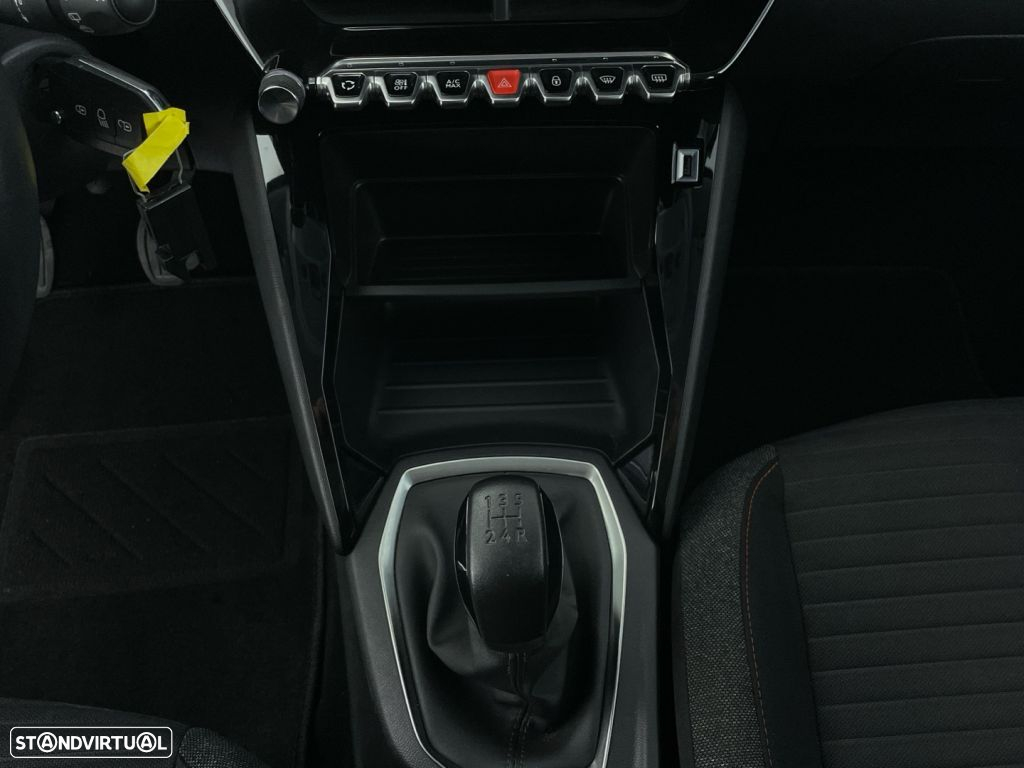 Peugeot 208 1.2 PureTech Active Pack - 23