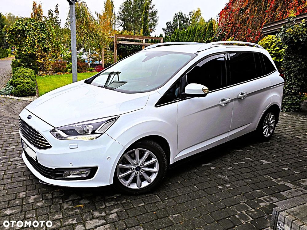 Ford Grand C-MAX - 21
