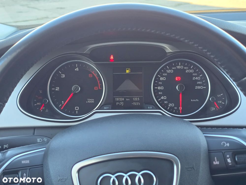 Audi A4 Avant 2.0 TDI Quattro Design S tronic - 36