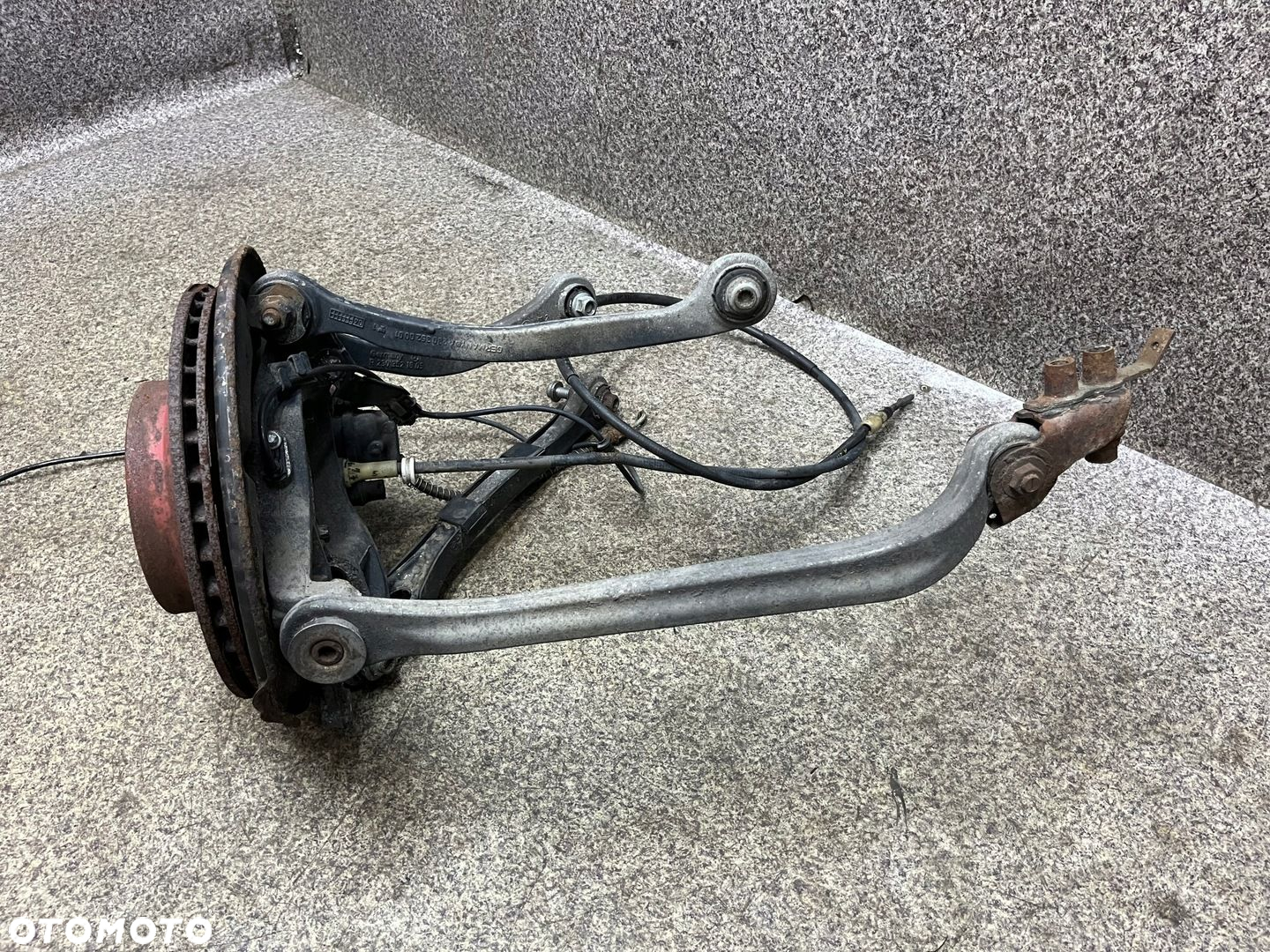 Zawieszenie zwrotnica wahacz zacisk tarcza lewy tyl Mercedes W211 3.2 CDI - 4