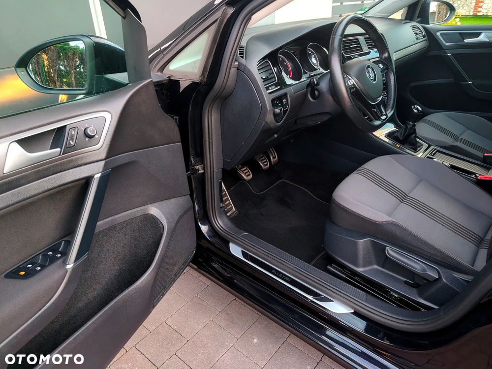Volkswagen Golf 1.4 TSI BlueMotion Technology Allstar - 6