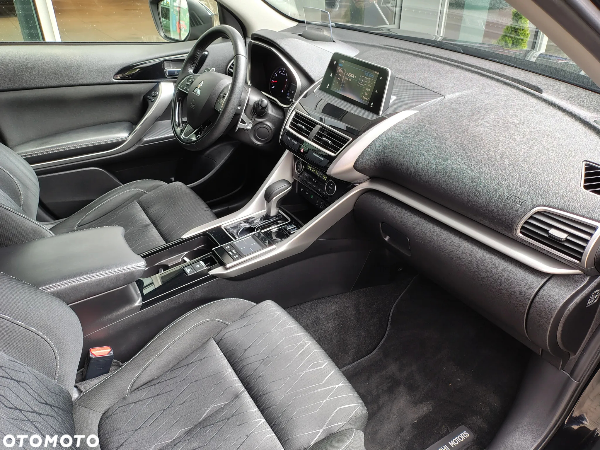 Mitsubishi Eclipse Cross 1.5 T GPF Intense CVT - 24