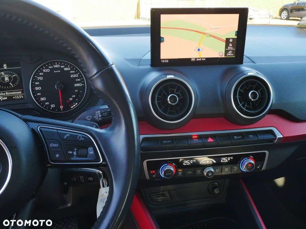 Audi Q2 35 TFSI Sport S tronic - 19