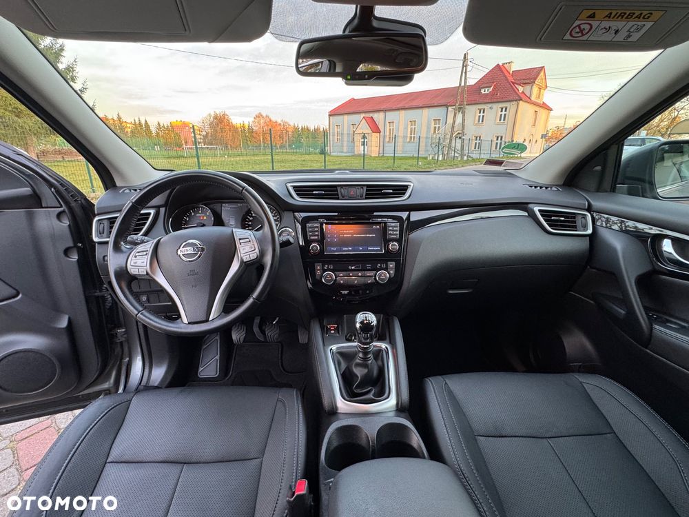 Nissan Qashqai 1.2 DIG-T TEKNA+ - 14