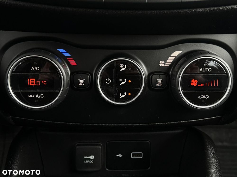 Fiat Tipo 1.4 16V Lounge EU6d - 14