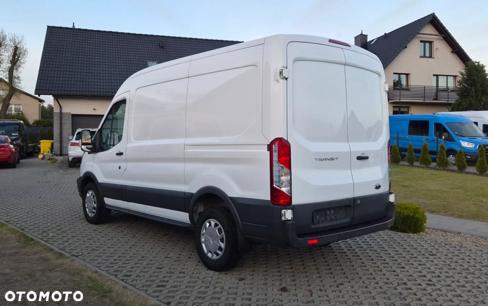 Ford Transit L2H2 2.0d Kamera Podgrzewane siedzen Stan Idealnyia - 3