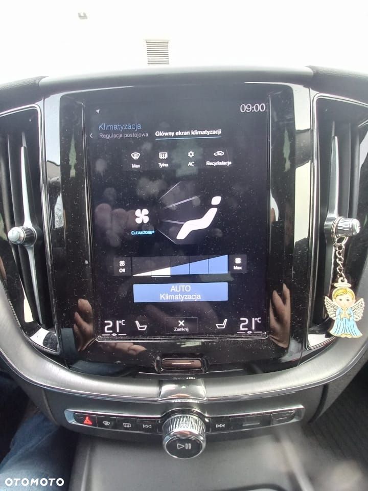 Volvo XC 60 D3 Momentum Pro - 10