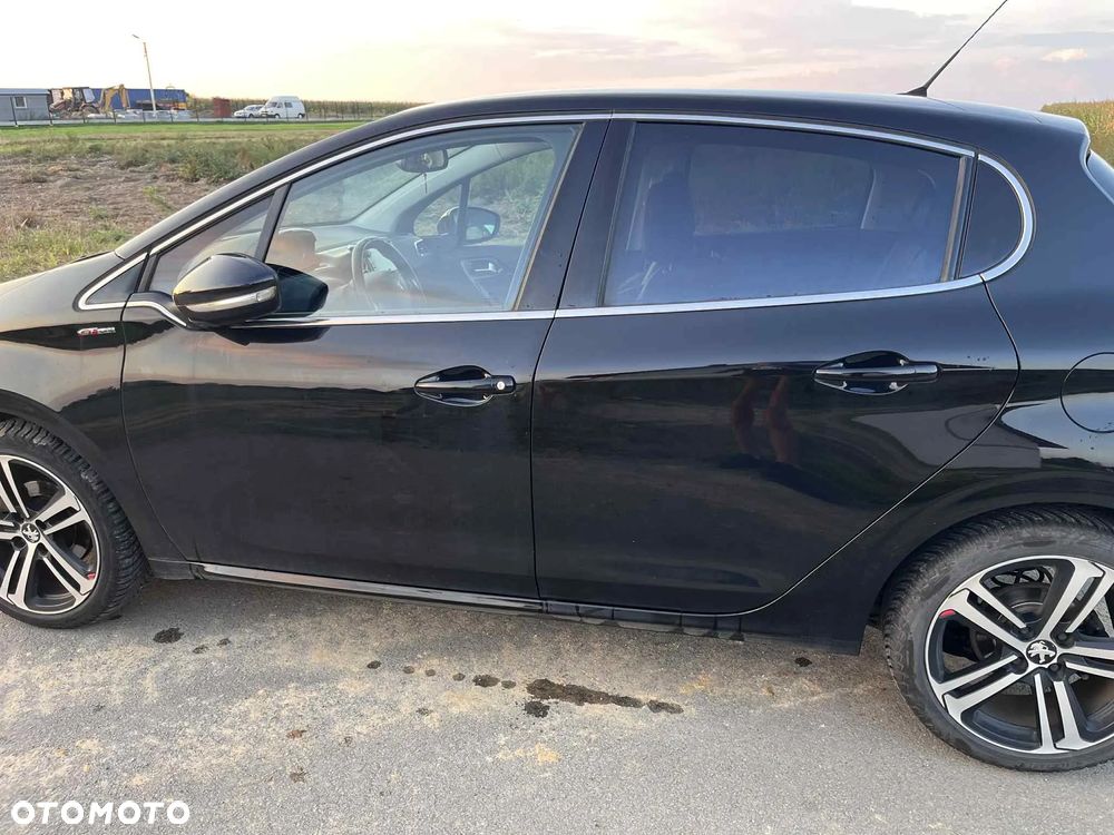 Peugeot 208 1.2 PureTech Allure S&S - 3