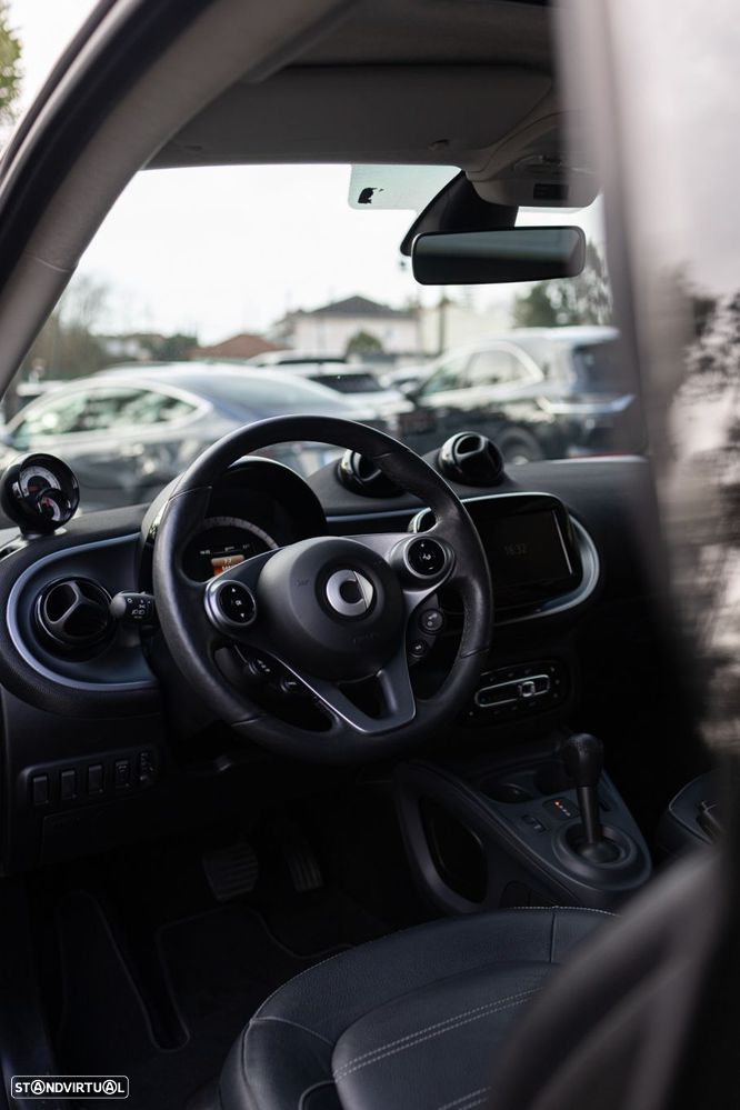 Smart ForTwo Coupé EQ passion edition nightsky - 2