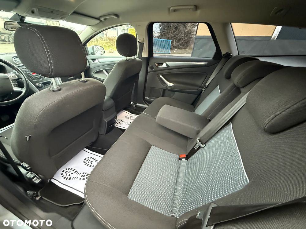 Ford Mondeo 1.6 Eco Boost Start-Stopp Titanium S - 12