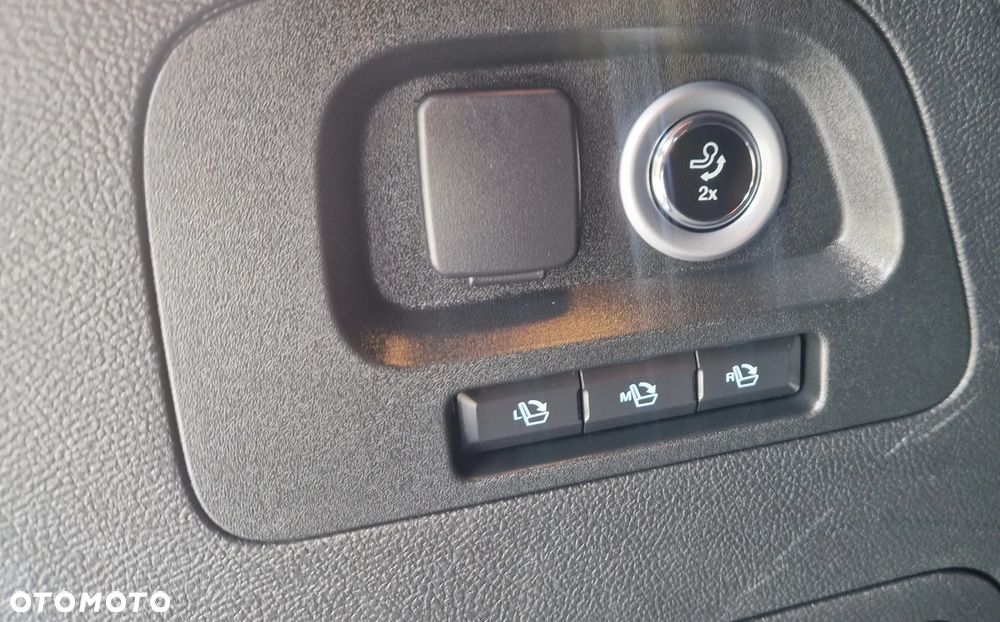 Ford S-Max 2.0 EcoBlue Titanium - 16