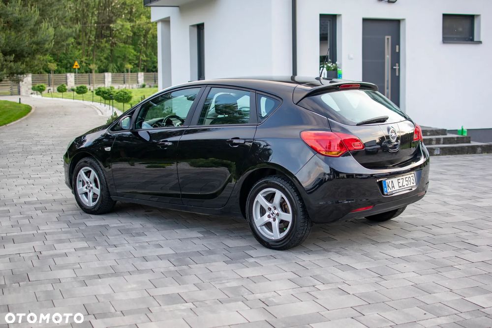 Opel Astra - 23