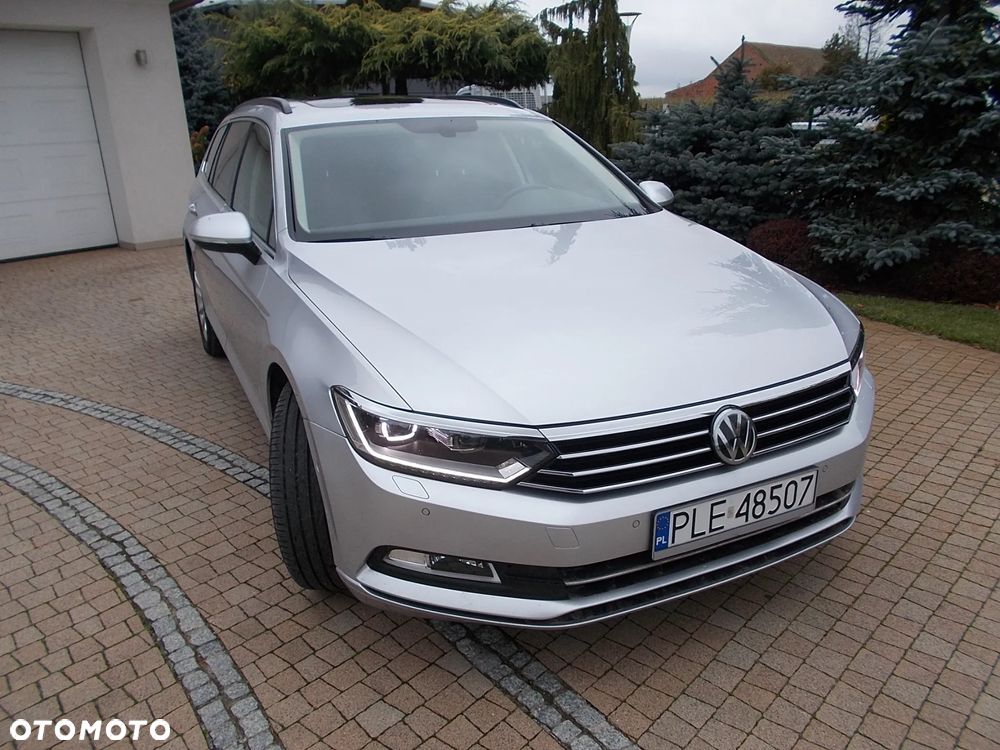 Volkswagen Passat - 30