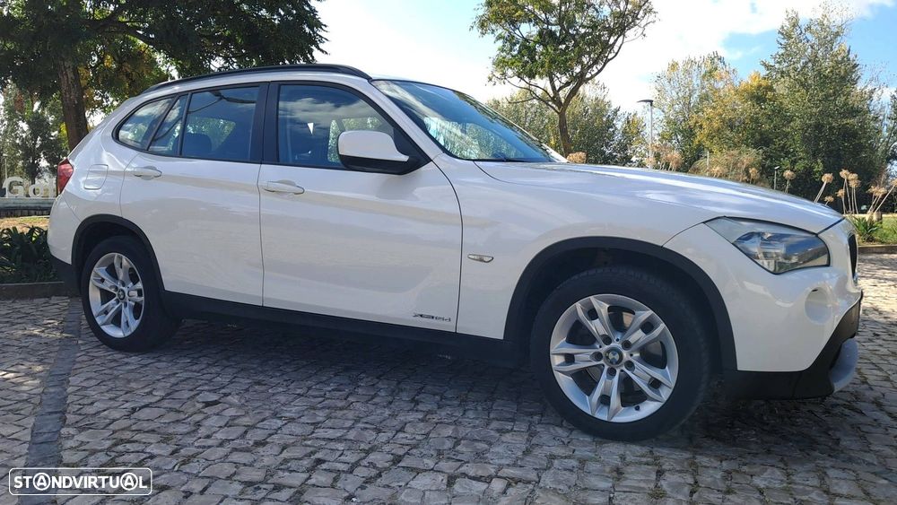 BMW X1 18 d xDrive - 9