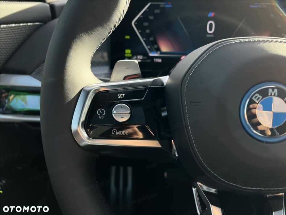 BMW Seria 7 - 10