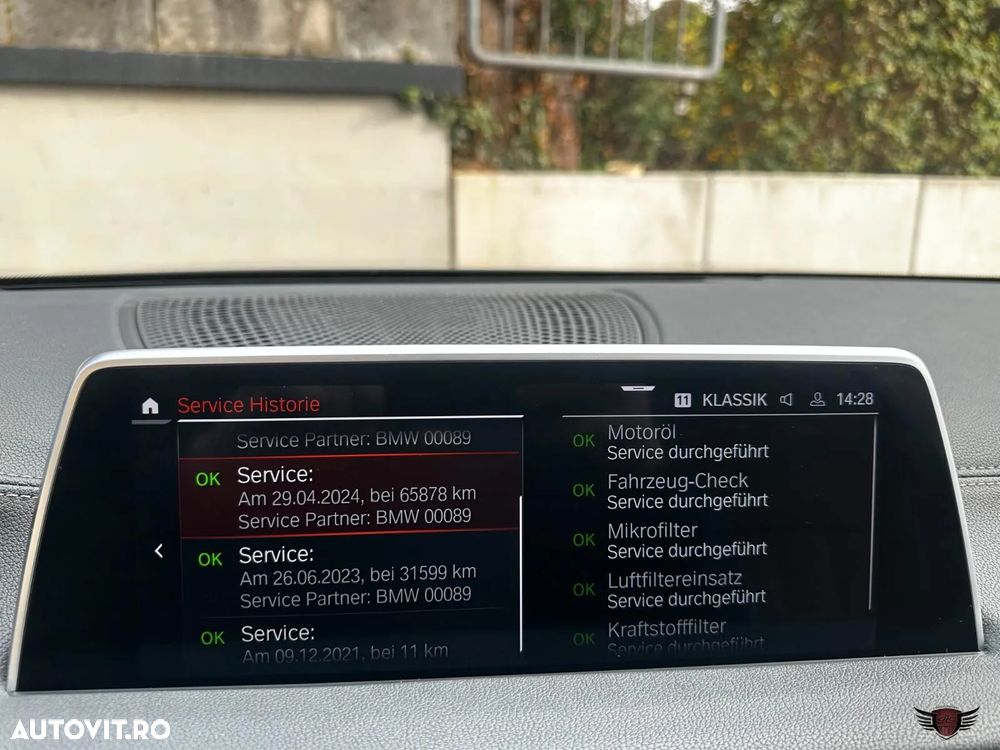 BMW Seria 7 730d xDrive MHEV - 33