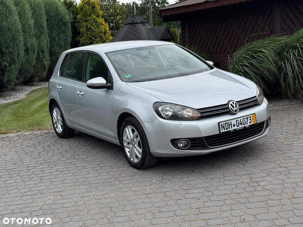 Volkswagen Golf - 2