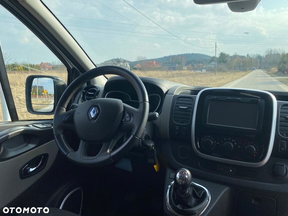 Renault Trafic - 15