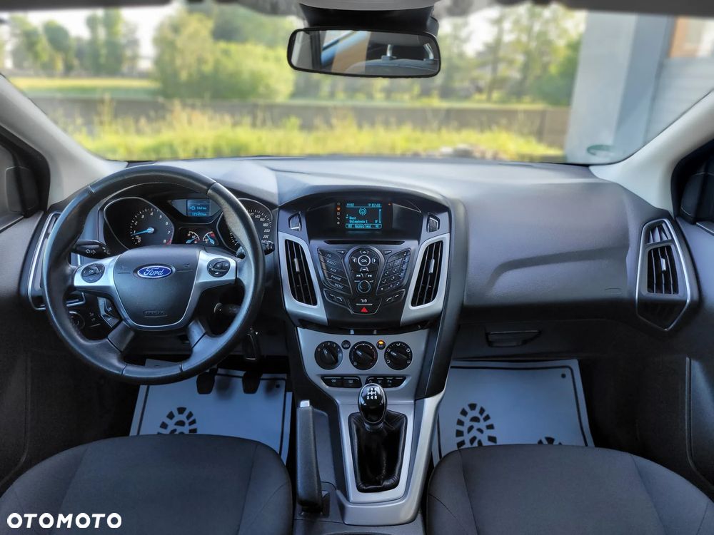 Ford Focus - 31