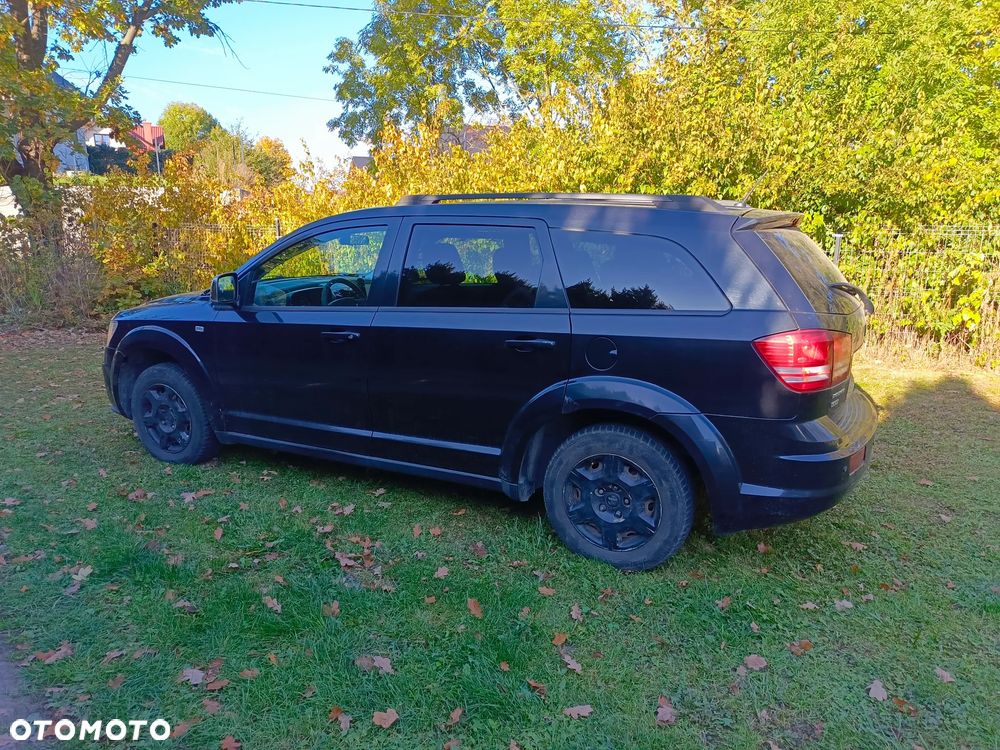 Dodge Journey 2010 photo 3