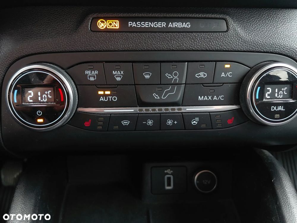 Ford Focus 1.5 EcoBoost Titanium - 7