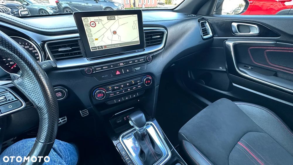 Kia ProCeed - 27