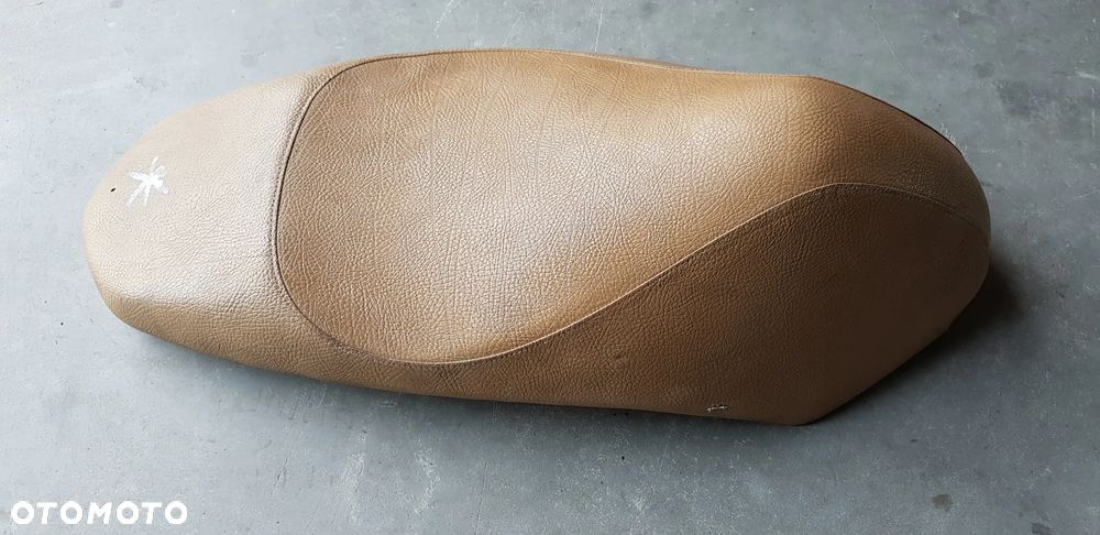 PEUGEOT KISBEE 50 KANAPA SIEDZENIE