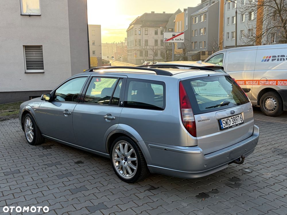 Ford Mondeo 2.0 TDCI Ghia - 5