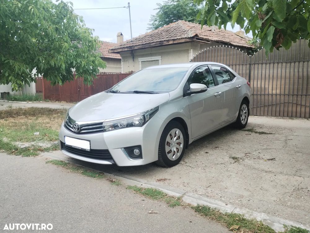 Toyota Corolla 1.6 Valvematic Sol - 2