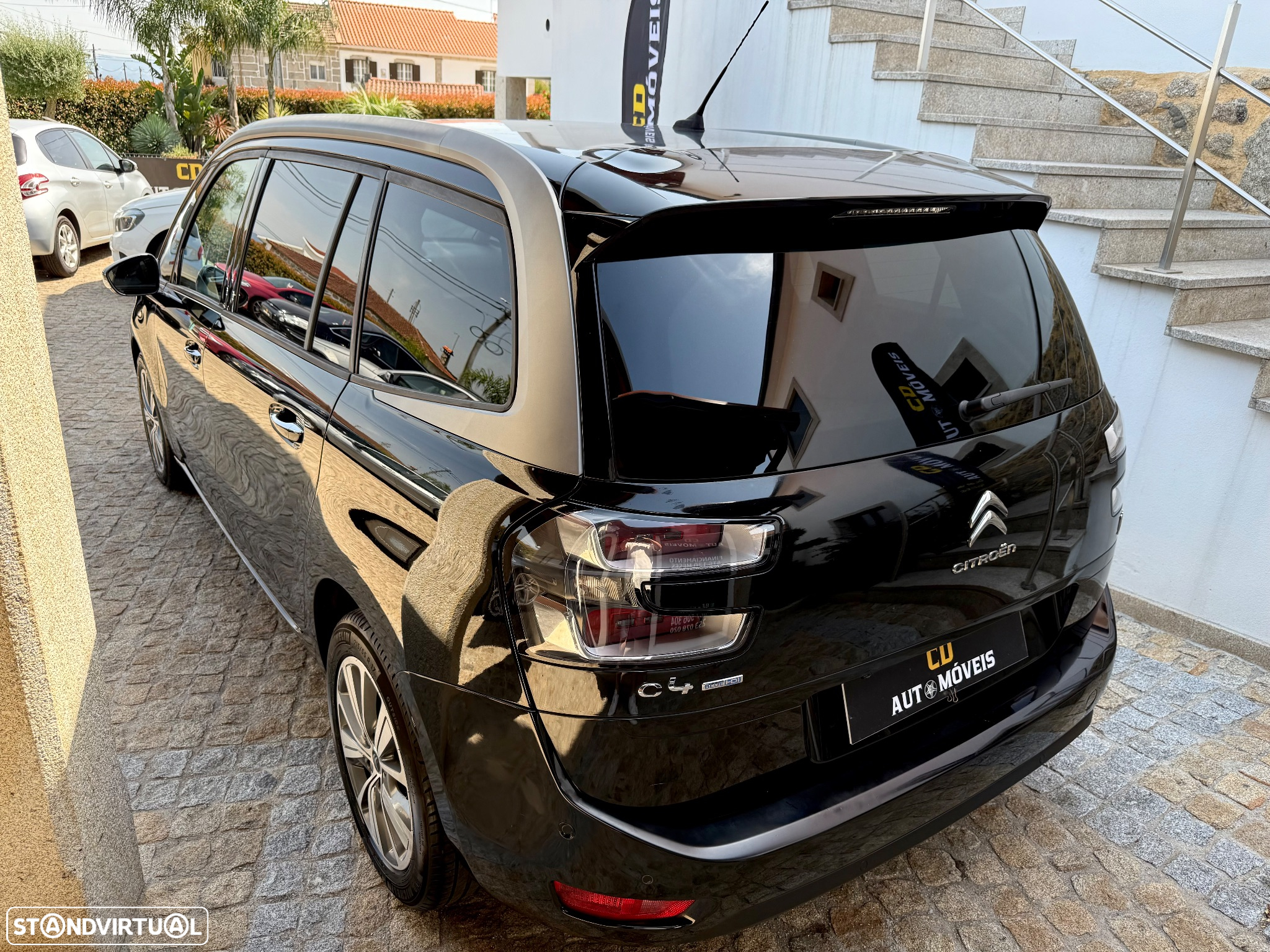 Citroën C4 Grand Picasso e-HDi 115 Intensive - 18