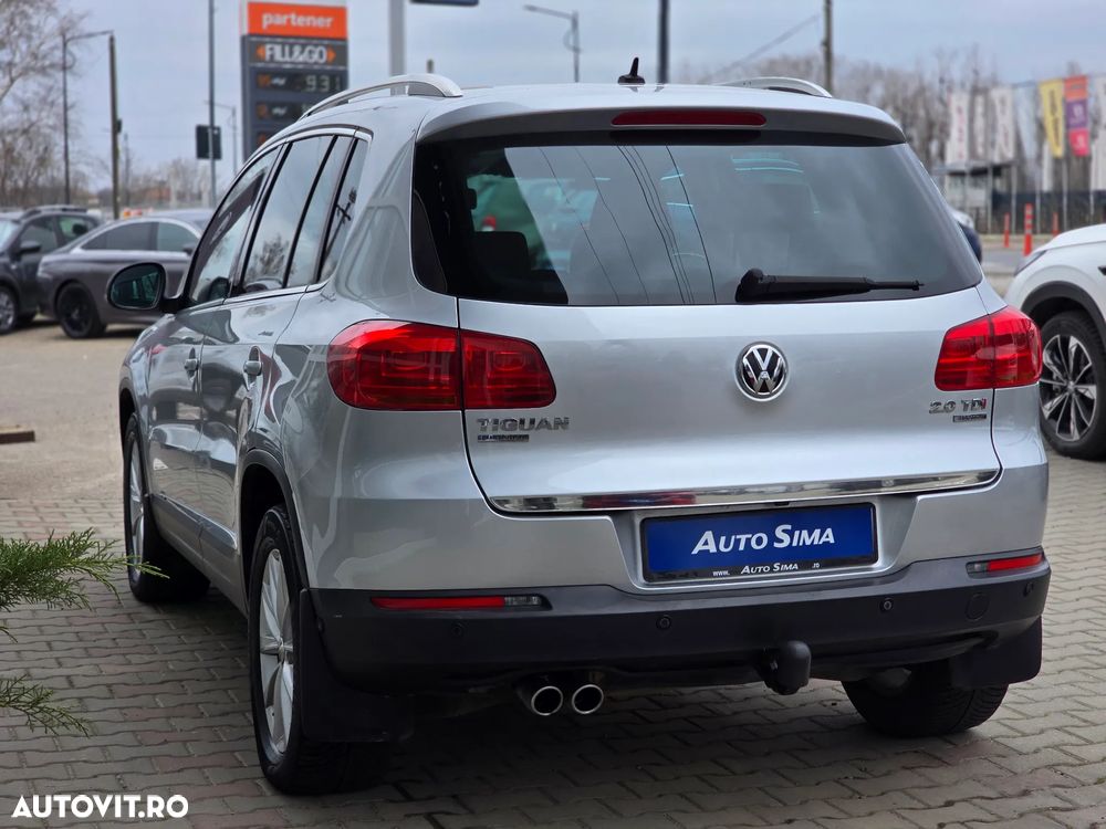 Volkswagen Tiguan - 8