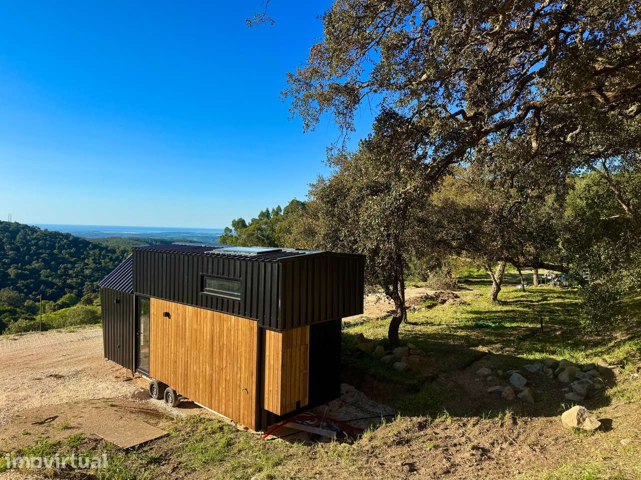 OPORTUNIDADE DE INVESTIMENTO — Terreno Urbano com Tiny House Nova e Po - Grande imagem: 3/16
