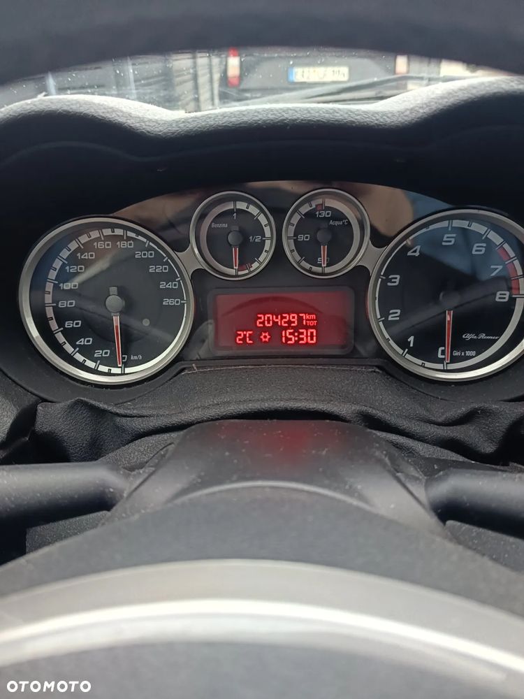 Alfa Romeo Mito 1.4 16V - 8