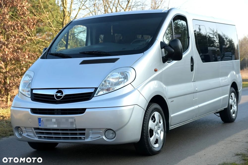 Opel Vivaro - 1
