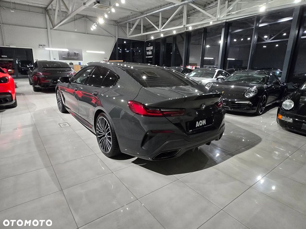 BMW Seria 8 - 7