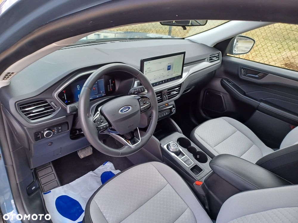 Ford Kuga - 18
