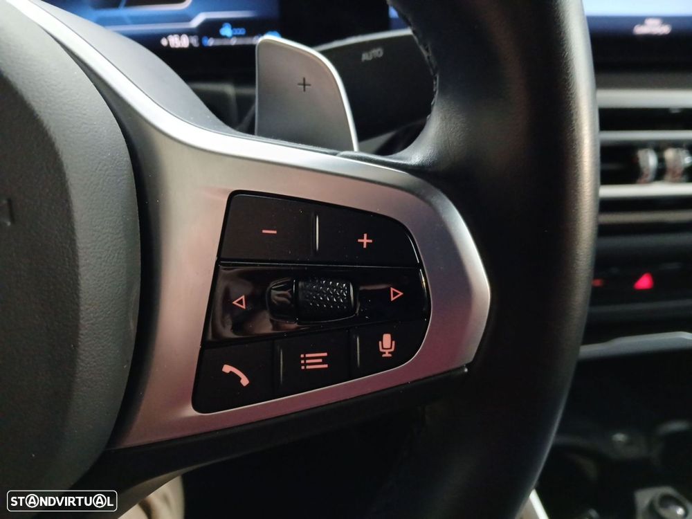 BMW 320 e Pack Desportivo M Auto - 18