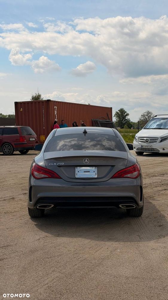 Mercedes-Benz CLA 250 7G-DCT AMG Line - 7