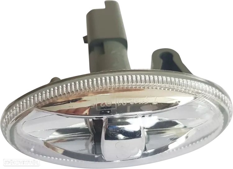 Farolim lateral do guarda Lamas Citroen Peugeot Toyota - 1