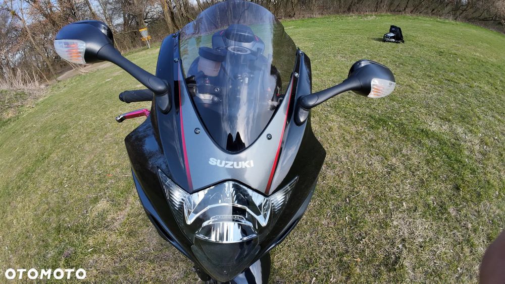 Suzuki GSX-R - 20