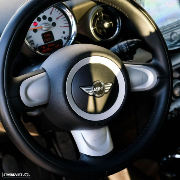 MINI 3 Portas Cooper D - 7