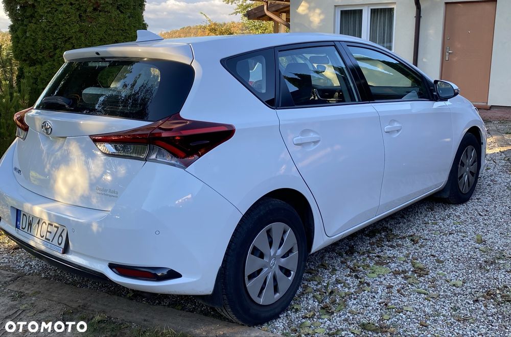 Toyota Auris - 3