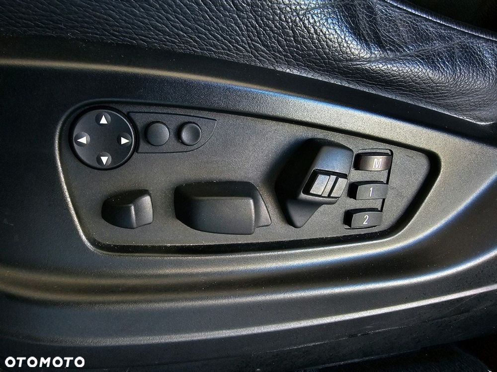 BMW X6 - 15