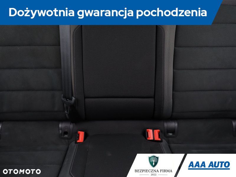 Volkswagen Golf Variant - 12